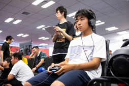 画像ギャラリー No.013のサムネイル画像 / 「グランツーリスモSPORT」,“全国都道府県対抗eスポーツ選手権2019 IBARAKI”東北エリア代表決定戦のレポートが公開