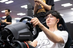 画像ギャラリー No.018のサムネイル画像 / 「グランツーリスモSPORT」,“全国都道府県対抗eスポーツ選手権2019 IBARAKI”東北エリア代表決定戦のレポートが公開