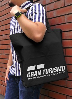 画像ギャラリー No.009のサムネイル画像 / 「グランツーリスモ」のTシャツやキーホルダーなど関連グッズがTGS 2019で発売