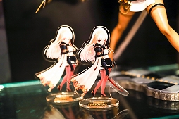 画像ギャラリー No.012のサムネイル画像 / 「セブンナイツ」AKIHABARA バックステージpassとのコラボカフェをレポート。OP主題歌のカバーライブまで楽しめる! ひと味違った内容はファン必見