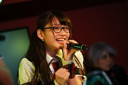 画像ギャラリー No.045のサムネイル画像 / 「セブンナイツ」AKIHABARA バックステージpassとのコラボカフェをレポート。OP主題歌のカバーライブまで楽しめる! ひと味違った内容はファン必見