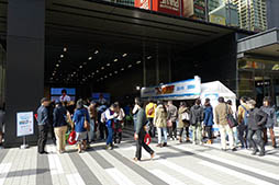 ���������꡼ No.001�Υ���ͥ������ / �֥ե���ƥ����� SEGA��LINE�פȡ�����Υ�٥饷����פΥ��ơ������٥�Ȥ��ݡ��ȡ���ͥ�䳫ȯ�ؤ����줾��Υ������̥�Ϥ򥢥ԡ���