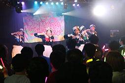 画像ギャラリー No.002のサムネイル画像 / 美少女特殊部隊が戦う新作アプリ「ソウル・オブ・セブンス」,「転校少女歌撃団」とのタイアップ決定が発表されたライブの模様をレポート