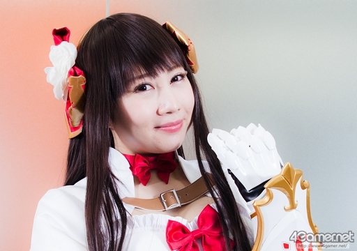 画像ギャラリー No.021のサムネイル画像 / 「蒼き革命のヴァルキュリア」“死神”と“歌姫”に扮した倉持由香さん&吉田早希さんが4Gamer編集部にやってきた!