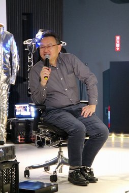 ꡼ No.003 | Rez InfiniteפΡThe Game Awards 2016 Best VR Game׼ޤǰůSIE Ľʿ᤬̡ͤVRβǽȤ