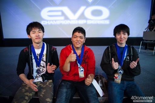 Evo16 ポッ拳で日本人の殿様選手が優勝 鉄拳7fr部門は韓国のsaint選手 スマブラwii U部門はカナダのally選手が優勝 熱戦続くevo2日目まとめ