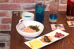 画像ギャラリー No.011のサムネイル画像 / あのキャラクターが目の前に! VRコンテンツとコラボメニューを楽しめる『Tales of VR CAFE 〜 カフェ オブ ミリーナ 〜』の内覧会をレポート