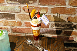 画像ギャラリー No.014のサムネイル画像 / あのキャラクターが目の前に! VRコンテンツとコラボメニューを楽しめる『Tales of VR CAFE 〜 カフェ オブ ミリーナ 〜』の内覧会をレポート