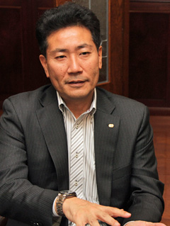 画像ギャラリー No.004のサムネイル画像 / シリーズ初の武将プレイが楽しめる「信長の野望・創造 戦国立志伝」のインタビューを掲載。本作は前作「創造」とは異なる新しい「信長の野望」だ