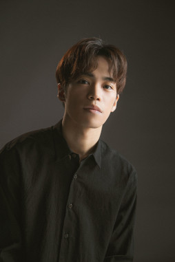 ���������꡼ No.011�Υ���ͥ������ / ��ͷ���� �ǥ奨���󥯥��פ��ۿ�5��ǯ����ǰ�����ڡ��󤬳���