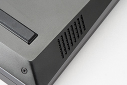 画像ギャラリー No.025のサムネイル画像 / 【PR】LenovoのノートPC「Legion 560 Pro」は,高性能に加えて使い勝手の良さにもこだわった死角のないゲームPCである