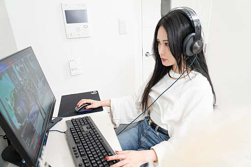 画像ギャラリー No.010のサムネイル画像 / 【PR】モデル兼PCゲーマー女子のCHIHAさんインタビュー。LenovoのハイスペックPCを使用する彼女が感じたゲームの魅力とは