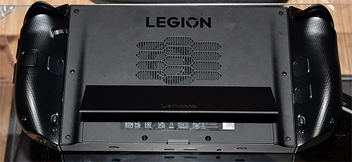 画像ギャラリー No.007のサムネイル画像 / 携帯型ゲームPC「Legion Go」の新製品やRTX 50&Core Ultra 200HX搭載ゲームノートPCをLenovoが展示