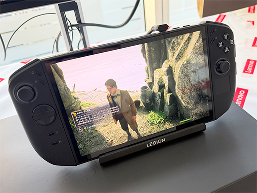 画像ギャラリー No.002のサムネイル画像 / 8.8型有機ELディスプレイ搭載の携帯型ゲームPC「Legion Go Gen 2」が12月12日に国内発売