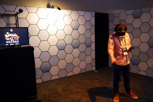 ꡼ No.002Υͥ / GDC 2016HTCViveפбFPSThe Brookhaven ExperimentפˡĴǥWaltz of the Wizardפץ쥤Ƥ