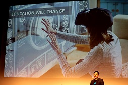 ꡼ No.021 | HTC ViveŹƬ䳫ϡVRǡõʼܥȥॺפʤVR ZONEοҲ𤵤줿ȯɽݡ