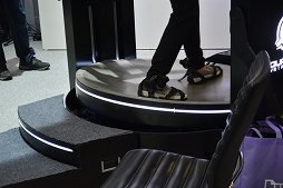 ꡼ No.005 | G-Star 2017ϷƤ롤⤱롤᤯­줬ߥåVRǥХQuantum VR Treadmillפץ쥤