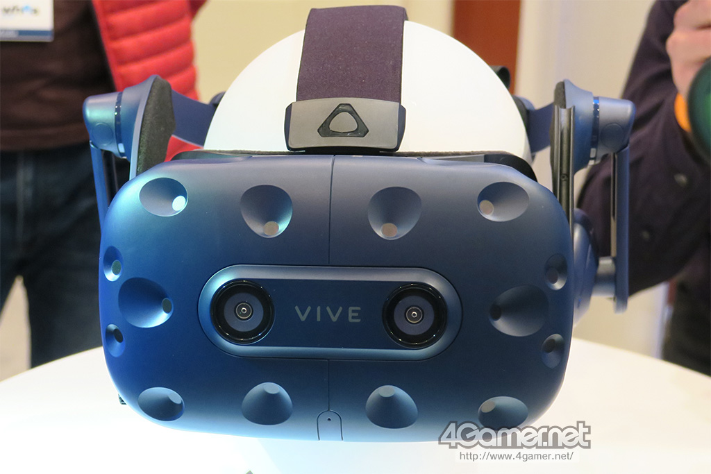 画像集 No.008 / ［CES 2018］HTC，解像度が向上した新型VR HMD「Vive