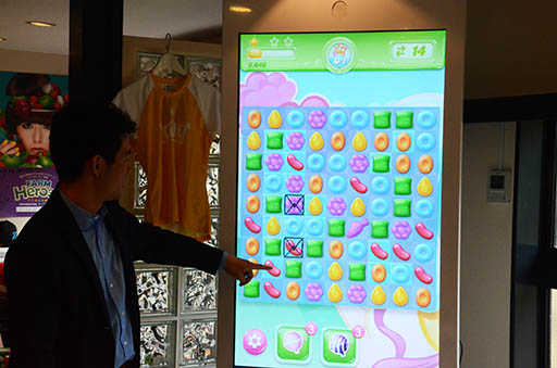 画像ギャラリー No.009のサムネイル画像 / Kingの大ヒットタイトル第3弾「キャンディークラッシュゼリー」が本日配信開始。メディア向け発表会の模様と作品概要を紹介
