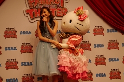 画像ギャラリー No.019のサムネイル画像 / 「サンリオキャラクターズ ファンタジーシアター」発表会の模様をレポート。松井愛莉さんがキティさんの恋愛観に共感!?