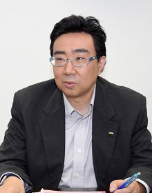 ꡼ No.005Υͥ / 幥ޤäơ֥ɡפ2ǯܤΡĤפƤ뿷ͷӤˤĤơȯؤ˥󥿥ӥ塼