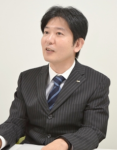 ���������꡼ No.016�Υ���ͥ������ / 3ǯ�ܤΥ���������������������Ĥ������ץ��󥿥ӥ塼������������򤺤äȻȤ���֥�����꡼����Ǥ̿�פˤ�ꡤ����˴�������Ǥ���