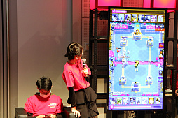 画像ギャラリー No.006のサムネイル画像 / 「クラッシュ・ロワイヤル」,公式オフラインイベントの大阪会場の模様をレポート。プレイヤー主催オフ会のサポートも明らかに