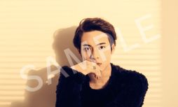 画像ギャラリー No.011のサムネイル画像 / 「トレバ」にシンガーソングライター橋本裕太さんのリバーシブルクッションが登場