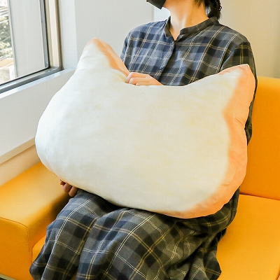 トレバ」,本日22:00から限定プライズの“もちもち猫型食パン