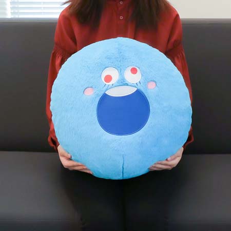 画像ギャラリー No.001のサムネイル画像 / 「トレバ」の限定プライズに不気味だけどかわいい”ア゛ーーーーーッ!!BIGぬいぐるみ”が登場