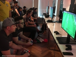 ꡼ No.011 | ֥פ辡The 2016 PES World Finalsפϡեɽ2ϢƤã