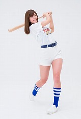 画像ギャラリー No.002のサムネイル画像 / 「プロ野球ロワイヤル」,タレントの稲村亜美さんがゲーム内のリポーターとして登場