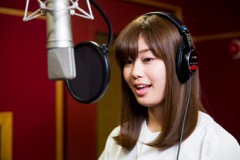 画像ギャラリー No.010のサムネイル画像 / “神スイング”の稲村亜美さんが,DeNAのスマホアプリ「プロ野球ロワイヤル」にレポーター役で登場。収録現場でアフレコ初体験の感想や野球の話を聞いてきた