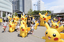 画像ギャラリー No.006のサムネイル画像 / 1000匹以上のピカチュウが横浜みなとみらいエリアに登場! 現在開催中のイベント「ピカチュウ大量発生チュウ!」の模様をレポート