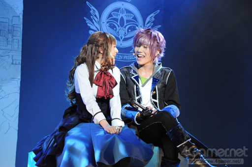 ²èÁü¥®¥ã¥é¥ê¡¼ No.005¤Î¥µ¥à¥Í¥¤¥ë²èÁü / ¥¤¥±¥á¥ó¤¿¤Á¤¬²Î¤Ã¤ÆÍÙ¤ë¡Ö¥¤¥±¥á¥ó³×Ì¿¢¡¥¢¥ê¥¹¤ÈÎø¤ÎËâË¡ THE STAGE¡×¡¤¥²¥Í¥×¥í¸ø±é¤ò¥ì¥Ý¡Ý¥È¡£¥¢¥ê¥¹¤È¥Õ¥§¥ó¥ê¥ë¤Î½é¡¹¤·¤¤Îø¤Ë¤âÃíÌÜ