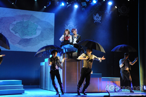 ²èÁü¥®¥ã¥é¥ê¡¼ No.012¤Î¥µ¥à¥Í¥¤¥ë²èÁü / ¥¤¥±¥á¥ó¤¿¤Á¤¬²Î¤Ã¤ÆÍÙ¤ë¡Ö¥¤¥±¥á¥ó³×Ì¿¢¡¥¢¥ê¥¹¤ÈÎø¤ÎËâË¡ THE STAGE¡×¡¤¥²¥Í¥×¥í¸ø±é¤ò¥ì¥Ý¡Ý¥È¡£¥¢¥ê¥¹¤È¥Õ¥§¥ó¥ê¥ë¤Î½é¡¹¤·¤¤Îø¤Ë¤âÃíÌÜ