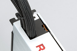 ꡼ No.052Υͥ / Radeon RX Vega 64 Liquid Cooled Editionץӥ塼ưå⤯Ϥ礭ʰױǤϤɤ®Τ