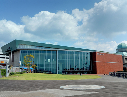 画像ギャラリー No.002のサムネイル画像 / 【PR】好きなことしかできなかった私でしたが――「戦艦帝国」上級顧問・板垣伴信氏と訪れた,広島の大和ミュージアムで