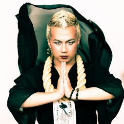 画像ギャラリー No.004のサムネイル画像 / ランゲームアプリ「Red Queen」が配信開始。5月7日にリリース記念イベントを開催