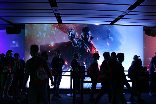 ���������꡼ No.001�Υ���ͥ������ / ��E3 2016�ϡ֥Хȥ�ե������1�פΥǥ��ǥץ쥤��ݡ��Ȥ򡤳�ȯ�ԥ��󥿥ӥ塼�ȹ�碌�ƷǺ�