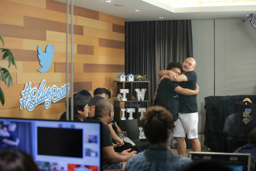 画像ギャラリー No.010のサムネイル画像 / 最強若手芸人を決する「ローモバチャレンジカップ」優勝決戦をレポート。やり込みあり,引きこもりあり,一大決戦を制したのは鬼越トマホーク