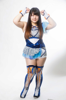 画像ギャラリー No.002のサムネイル画像 / 「ロードモバイル」,女子プロレスラー10人が参戦する“スターダム対抗戦 第2弾”を開催