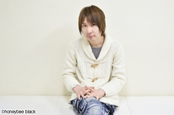 画像ギャラリー No.005のサムネイル画像 / 「Blackish House ←sideZ」のキャストコメントが公開に