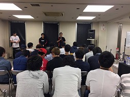 画像ギャラリー No.009のサムネイル画像 / e-Sports大会「RAGE」,5月27日に行われた「ウイニングイレブン 2017」予選のレポートが公開