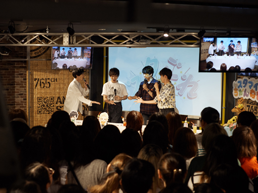 画像ギャラリー No.015のサムネイル画像 / 「スタンドマイヒーローズ」Web番組の公開収録イベントが開催! “祝!スタマイちゃんねる1周年記念〜俳優とデザイナーが遊びに来たよ!編〜”をレポート