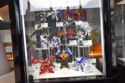 画像ギャラリー No.004のサムネイル画像 / スパロボ25周年記念イベント「鋼の超感謝祭2016」が開催。「スーパーロボット大戦V」の発表や,プレミアムライブで盛り上がったステージの模様をレポート