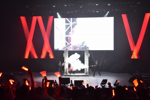 画像ギャラリー No.011のサムネイル画像 / スパロボ25周年記念イベント「鋼の超感謝祭2016」が開催。「スーパーロボット大戦V」の発表や,プレミアムライブで盛り上がったステージの模様をレポート