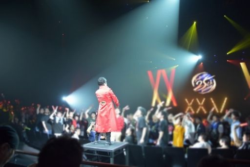 画像ギャラリー No.012のサムネイル画像 / スパロボ25周年記念イベント「鋼の超感謝祭2016」が開催。「スーパーロボット大戦V」の発表や,プレミアムライブで盛り上がったステージの模様をレポート