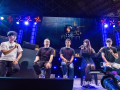 ��TGS 2019�ϡ�DEATH STRANDING�׿������¤��󤬡��Ȥ��륭��饯�����Υܥ������������Ȥ��ƽб���ꡣTGS�ǽ����˹Ԥ�줿���ơ������٥�Ȥ��ݡ���