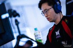 ꡼ No.031Υͥ / Ŵ7פĥܥ饦ɡTEKKEN WORLD TOUR TOKYO TEKKEN MASTERSץեȥݡȡڹKnee꤬Ʈ